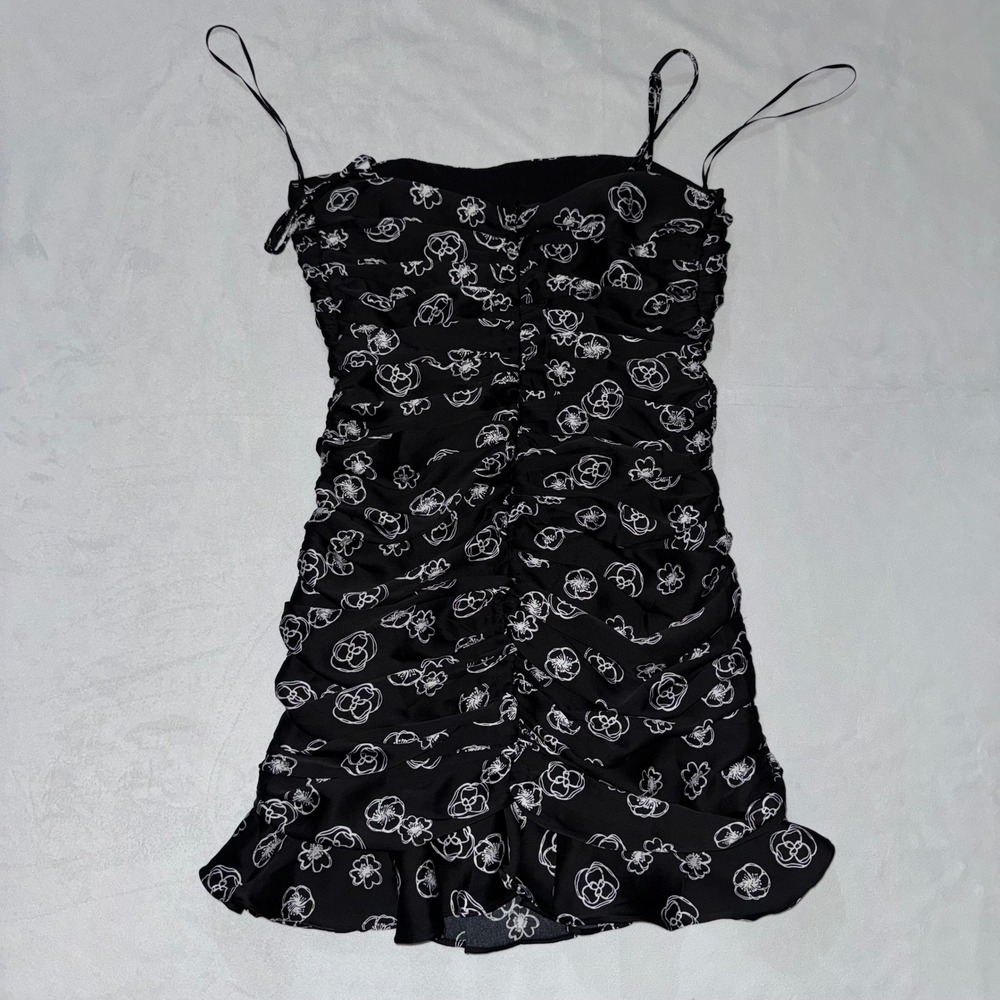 Lush Black Floral Print Ruched Bodycon Mini Dress Party Cocktail Sz S Zip - Picture 9 of 10